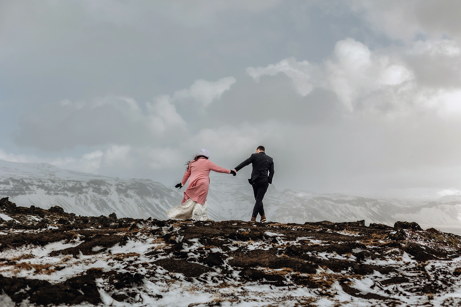Stormy wedding day in Iceland
