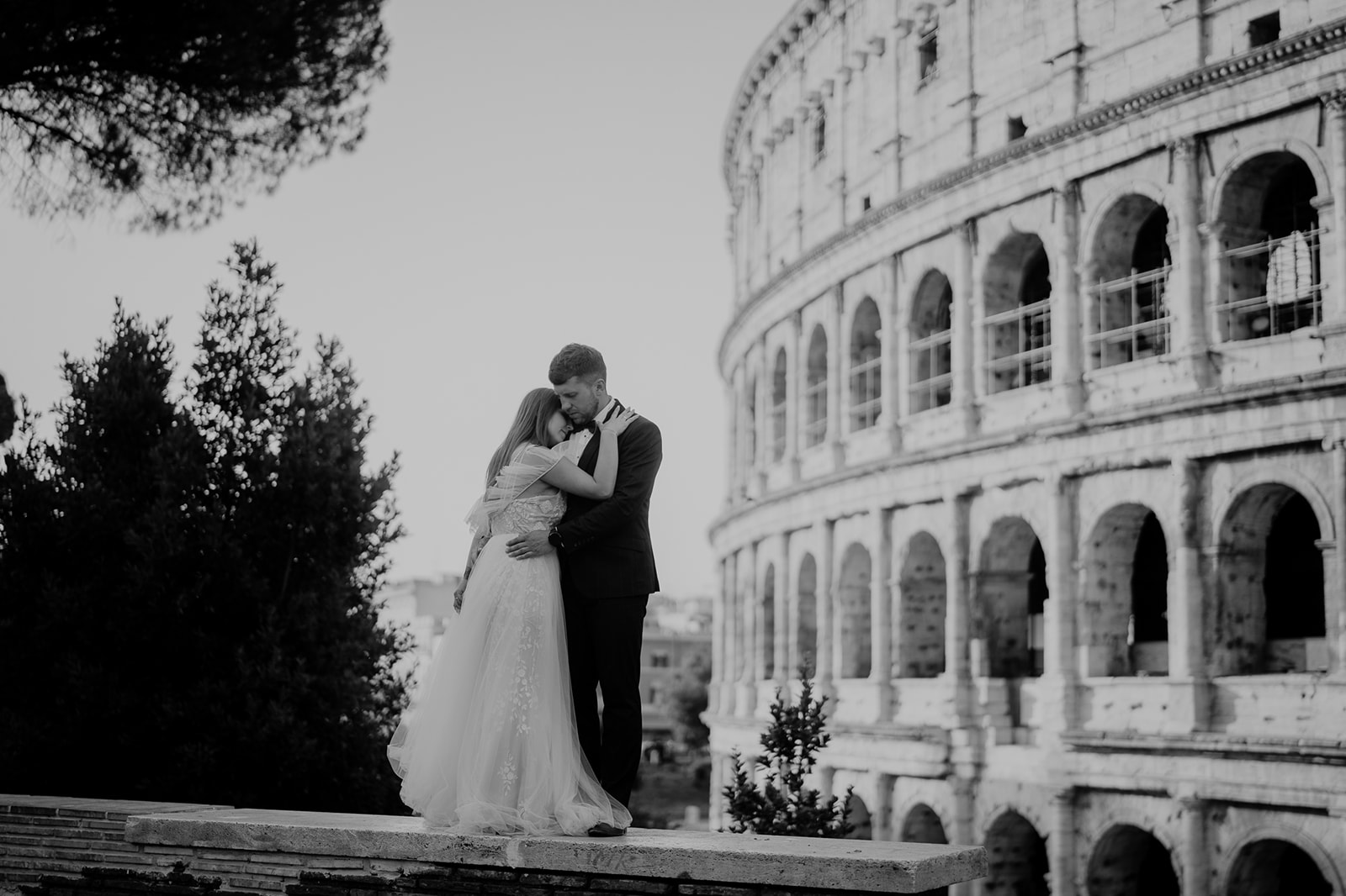 sesja ślubna w Rzymie, koloseum