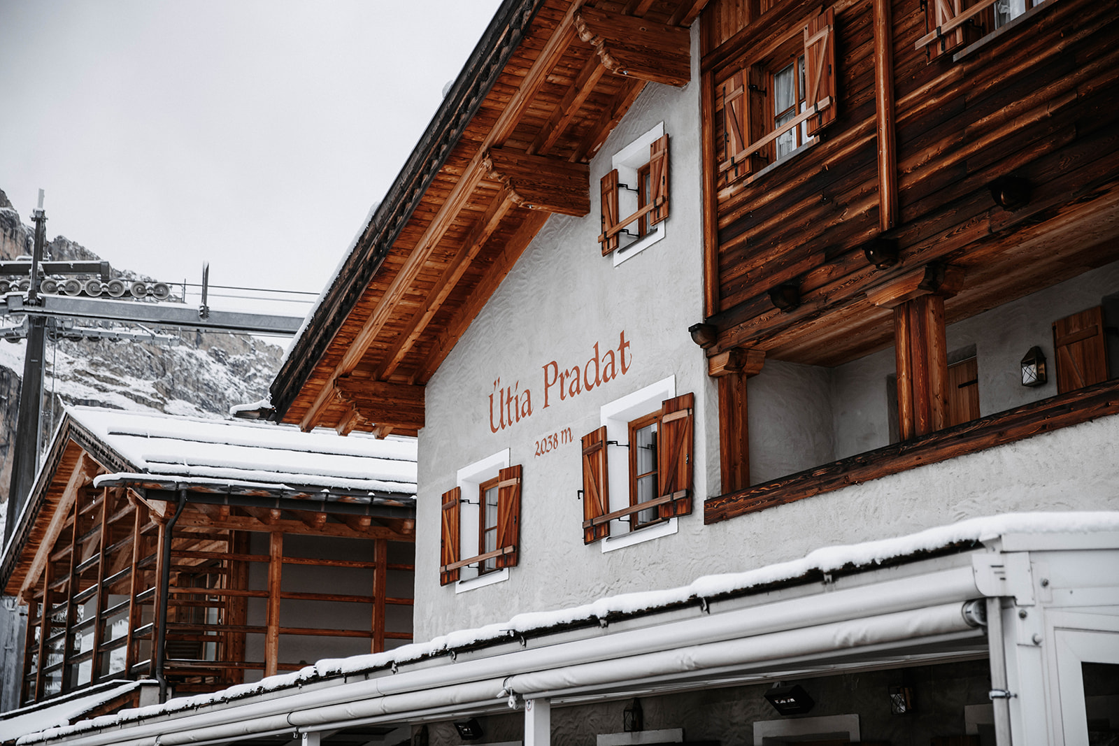 Col Pradat Hütte in Alta Badia im Herzen der Südtiroler Dolomiten
