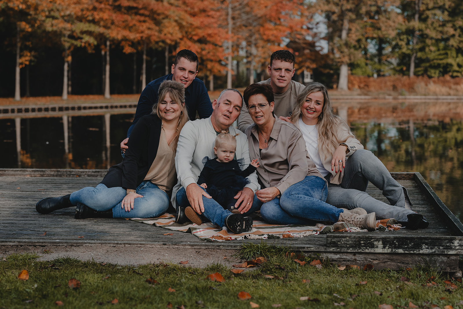 Familiefotoshoot De Cannenburgh Vaassen familie fotoshoot Epe heerde Emst Gelderland gezinsfotoshoot 